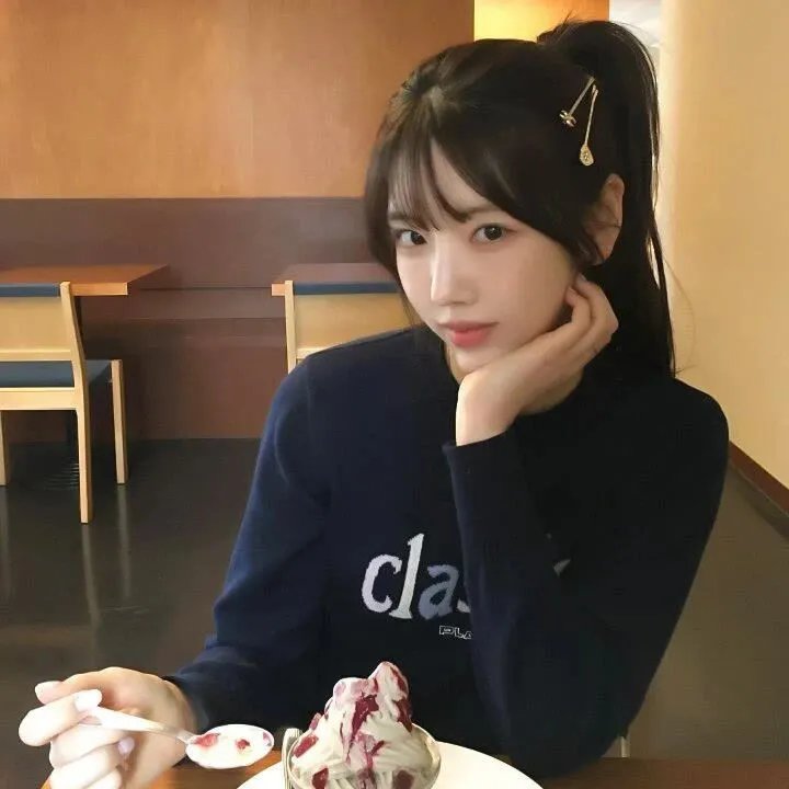 女魔